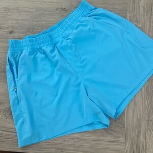 Lululemon Men’s Pace Breaker shorts size large